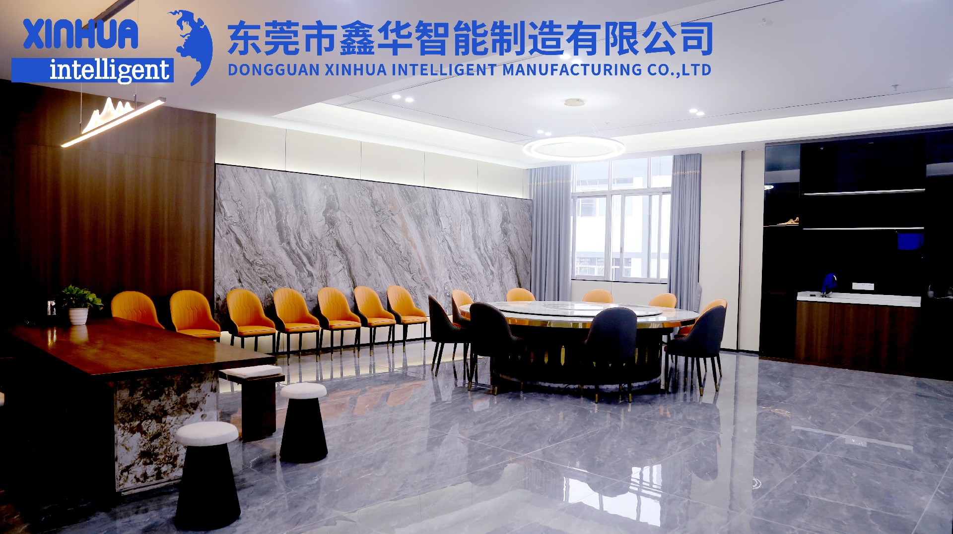 鑫華智能二樓辦公區(qū)域